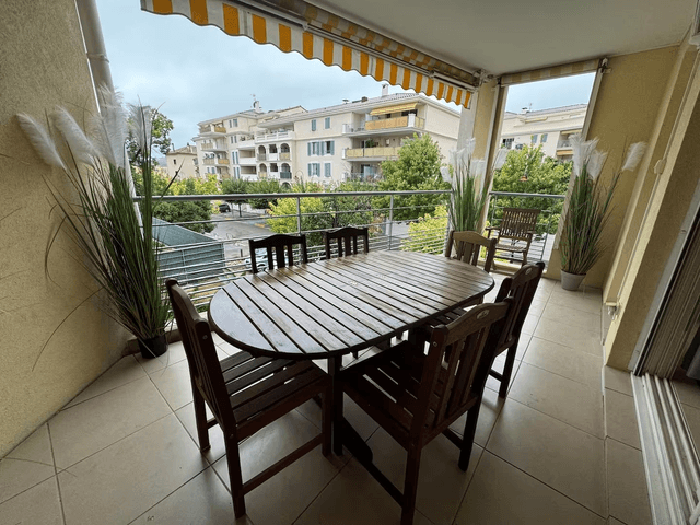 APPARTEMENT ESPACE et CONFORT